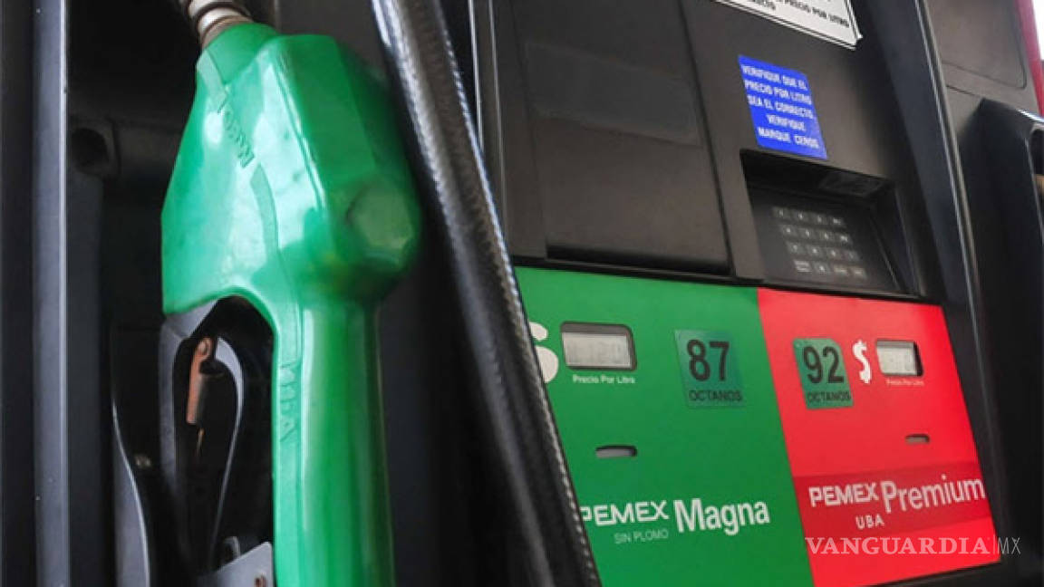 Gobierno de AMLO baja estímulo fiscal a la gasolina Magna y al diésel; Premium hila diez semanas sin apoyo