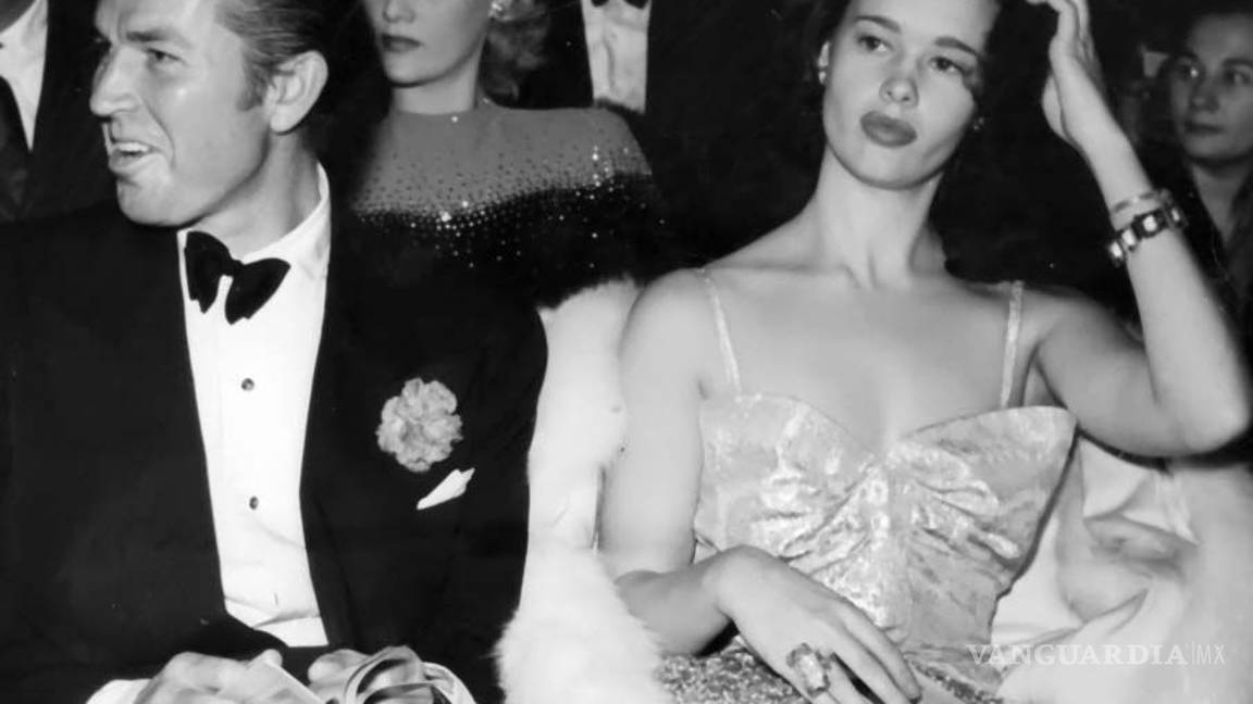 $!Muere Gloria Vanderbilt, icono de la moda y gran socialité de Nueva York