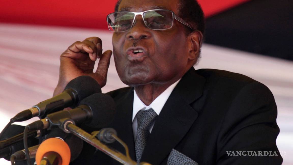 Robert Mugabe, de héroe de la independencia a tirano