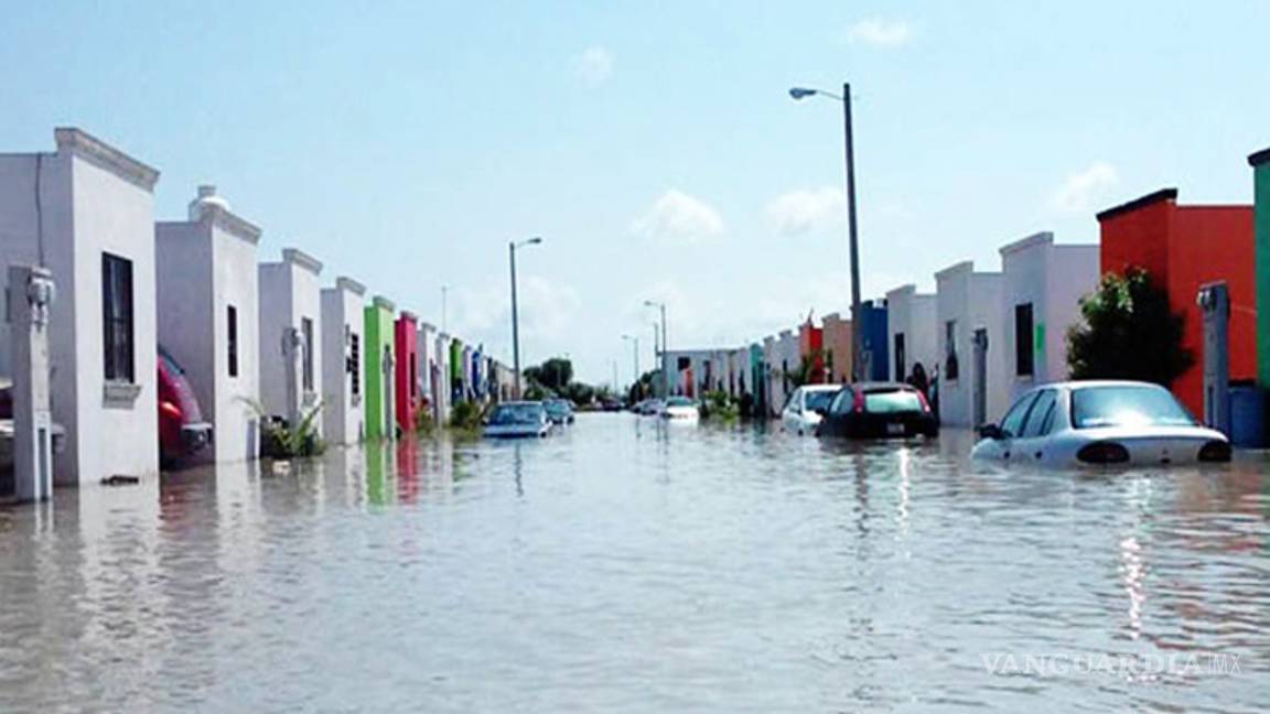 Tromba afectó hogares en 300 colonias: autoridades