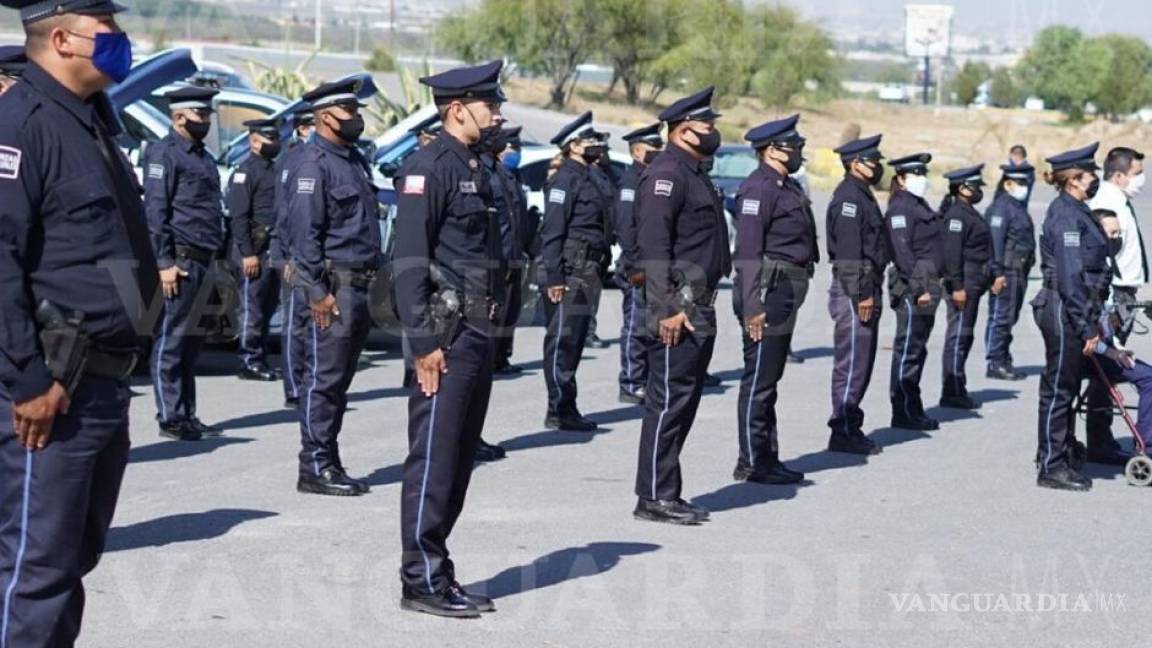 Sorpresiva revisión a policías de Arteaga, Coahuila