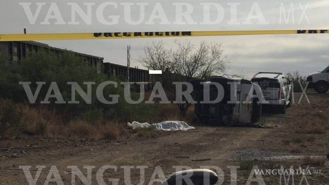 Tren golpea su carro y mujer muere al instante en Ramos Arizpe