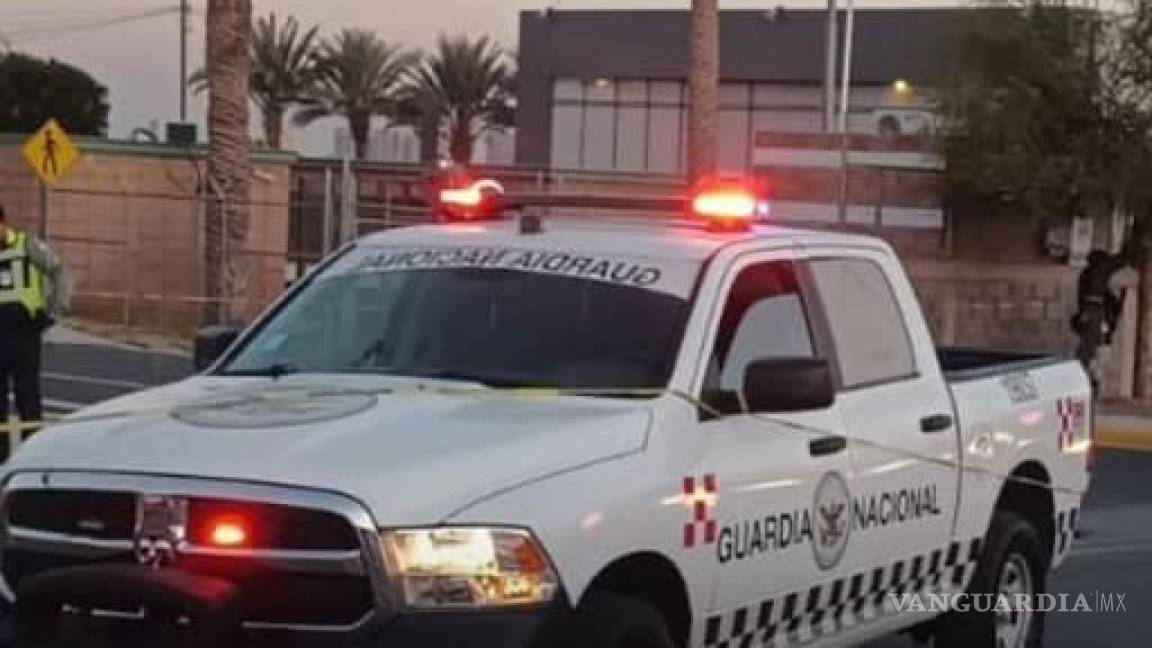 Muere hombre mientras caminaba frente al aeropuerto de Torreón