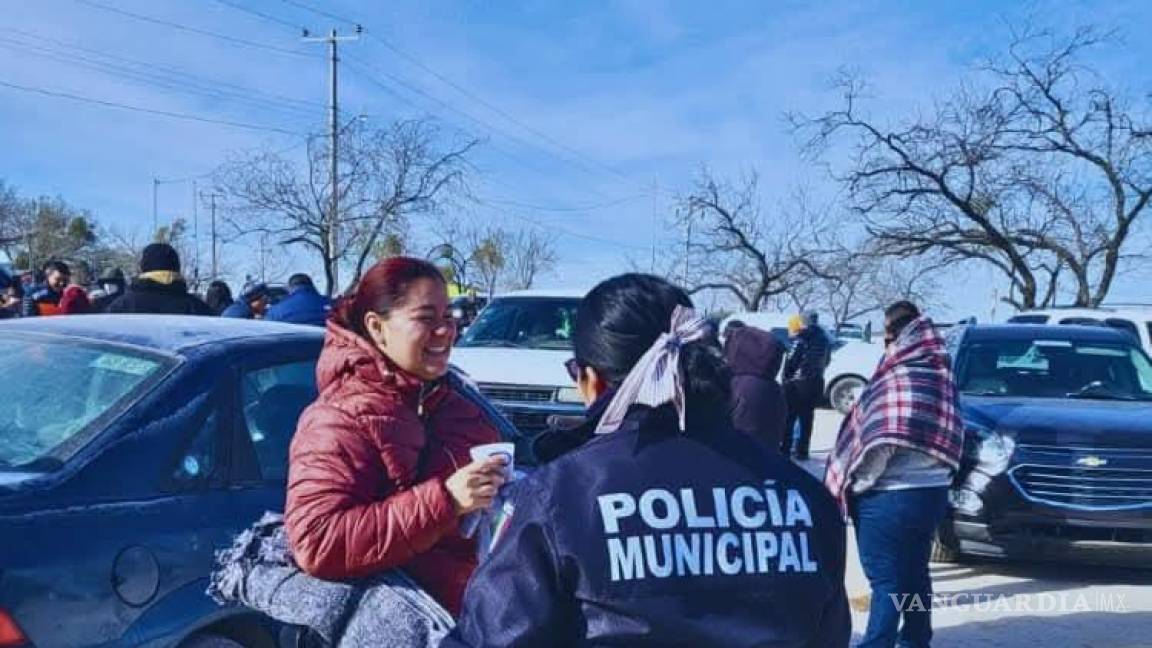 Frente al frío extremo, refuerza Ciudad Acuña apoyos sociales en el Ejido Calles