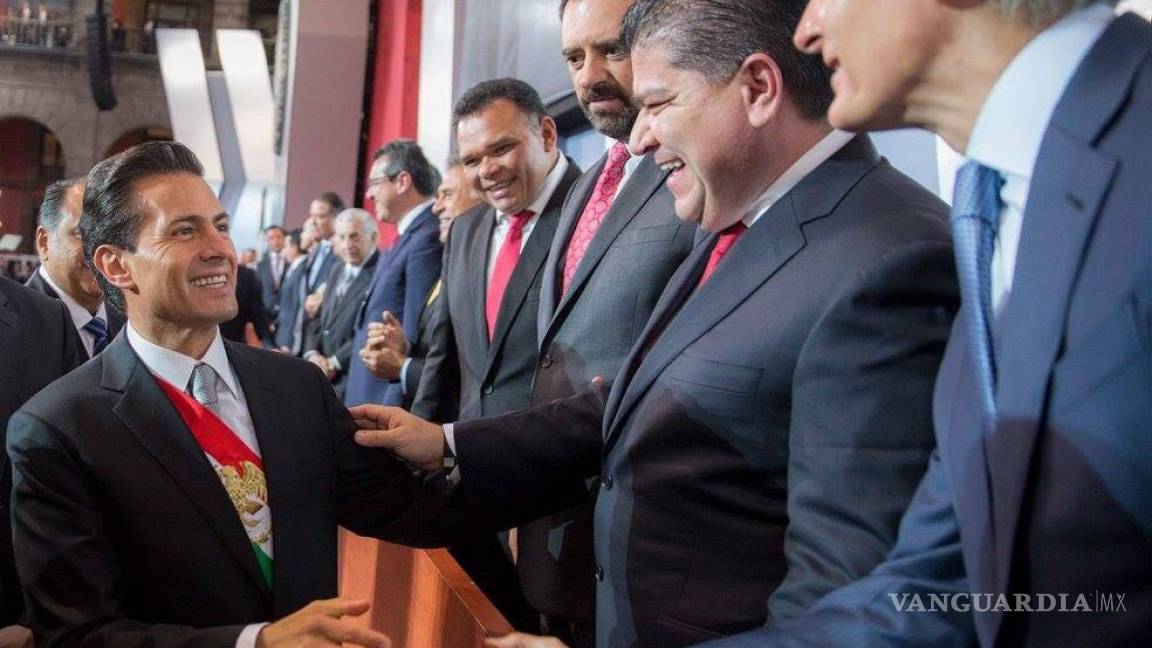 Miguel Riquelme asiste a Informe Presidencial, sin ser gobernador constitucional