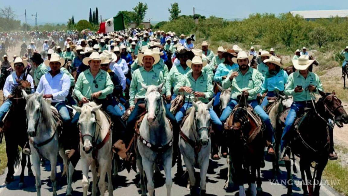 Cabalgan más de 2 mil jinetes por San Buenaventura, en el 80 aniversario de la Feria (video)