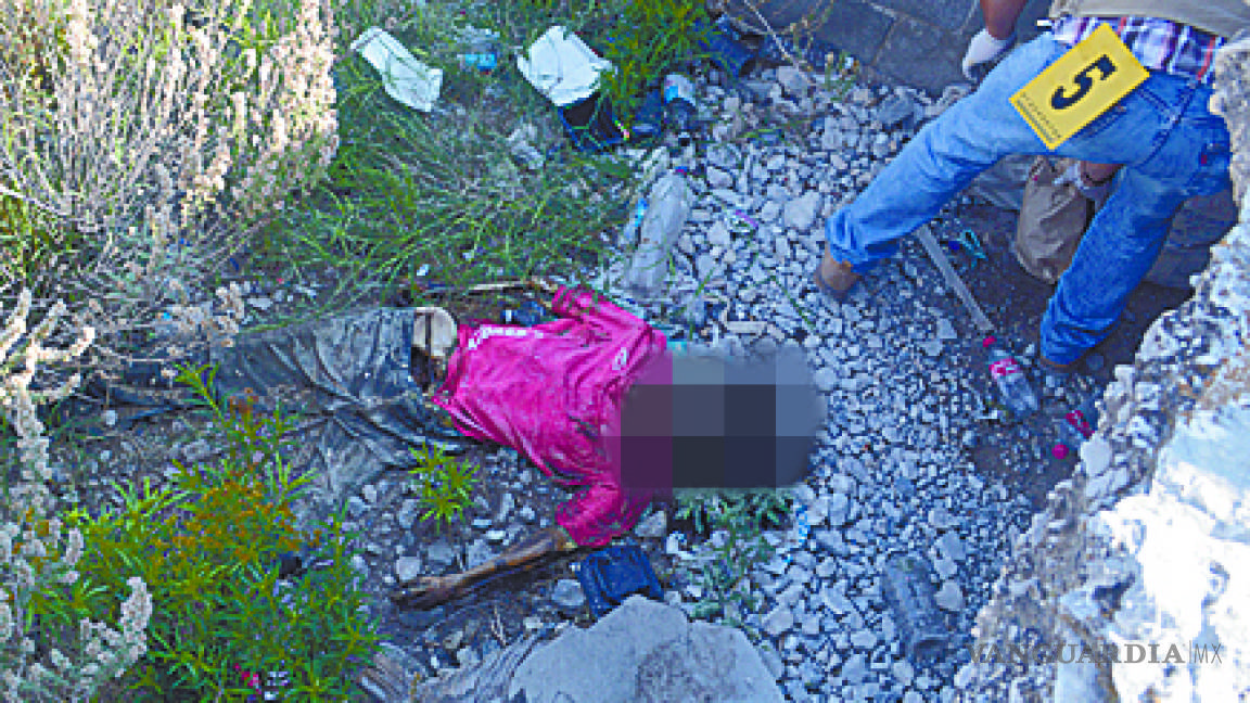 Hallan en Saltillo y Arteaga 2 cadáveres en estado de descomposición