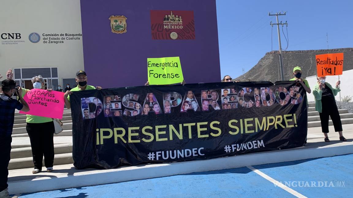 Marchan madres de desaparecidos en Saltillo; exigen destitución de autoridades