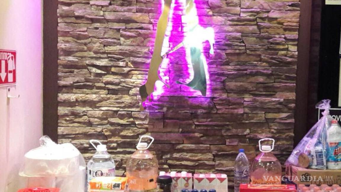 $!'Table dance' de Monterrey es un exitoso centro de acopio para damnificados del sismo