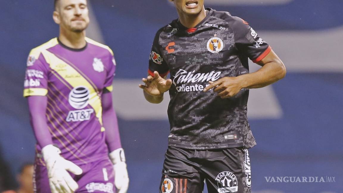 Xolos por fin gana; Santos firma aburrido empate