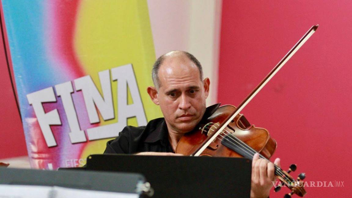 $!El Cuarteto de Cuerdas Pizzicato se presentó en el Centro Comunitario “Gustavo Espinosa Mireles”.