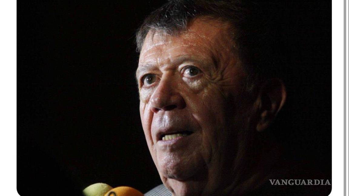 $!Chabelo se vuelve tendencia tras la muerte de la reina Isabel