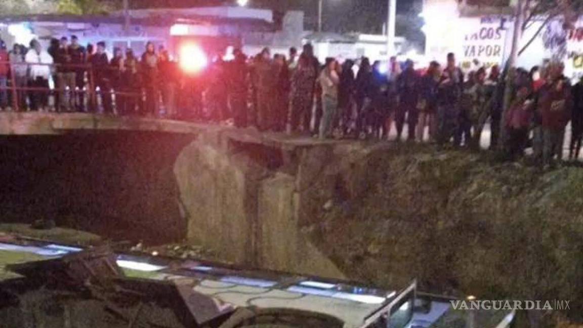 Cae camión de pasajeros a arroyo en Escobedo, Nuevo León; reportan varios heridos