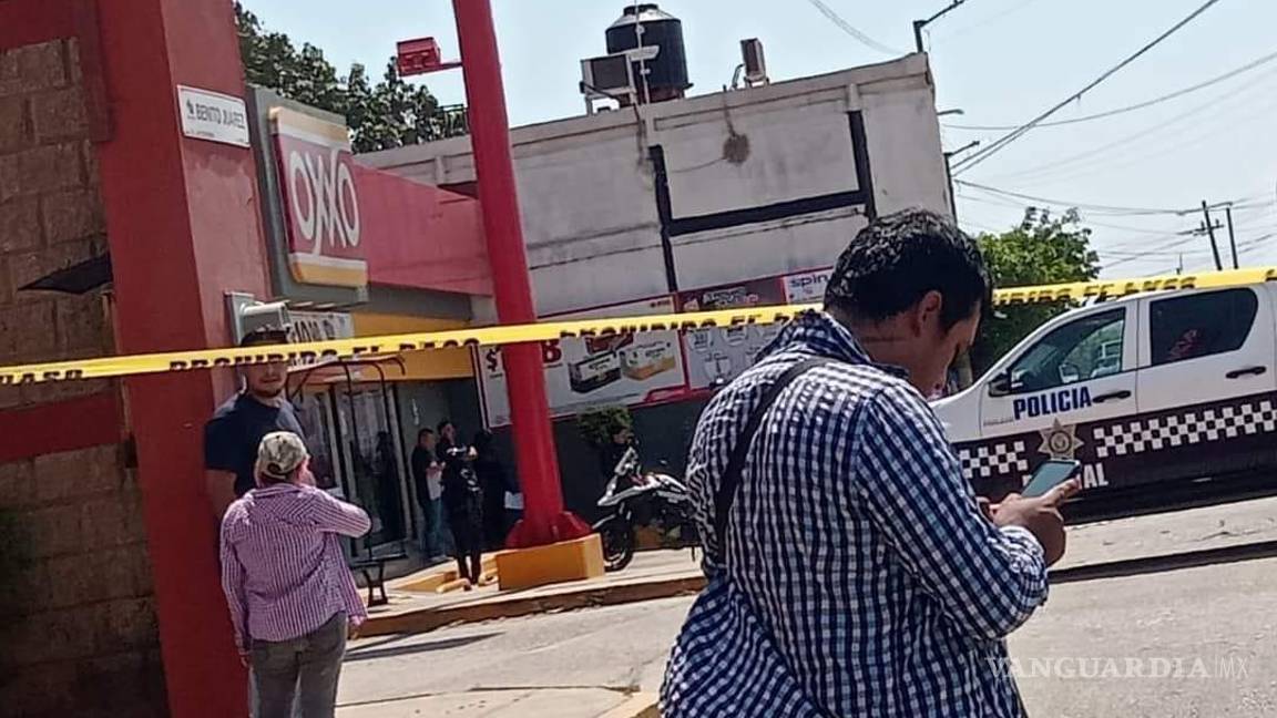 $!A las afueras de un Oxxo en Cosoleacaque fueron asesinadas las periodistas de El Veraz.