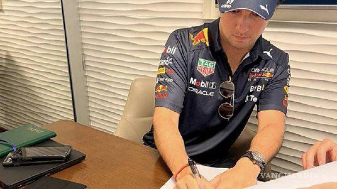 ‘Checo’ Pérez firma por dos años más con Red Bull tras triunfo en Mónaco