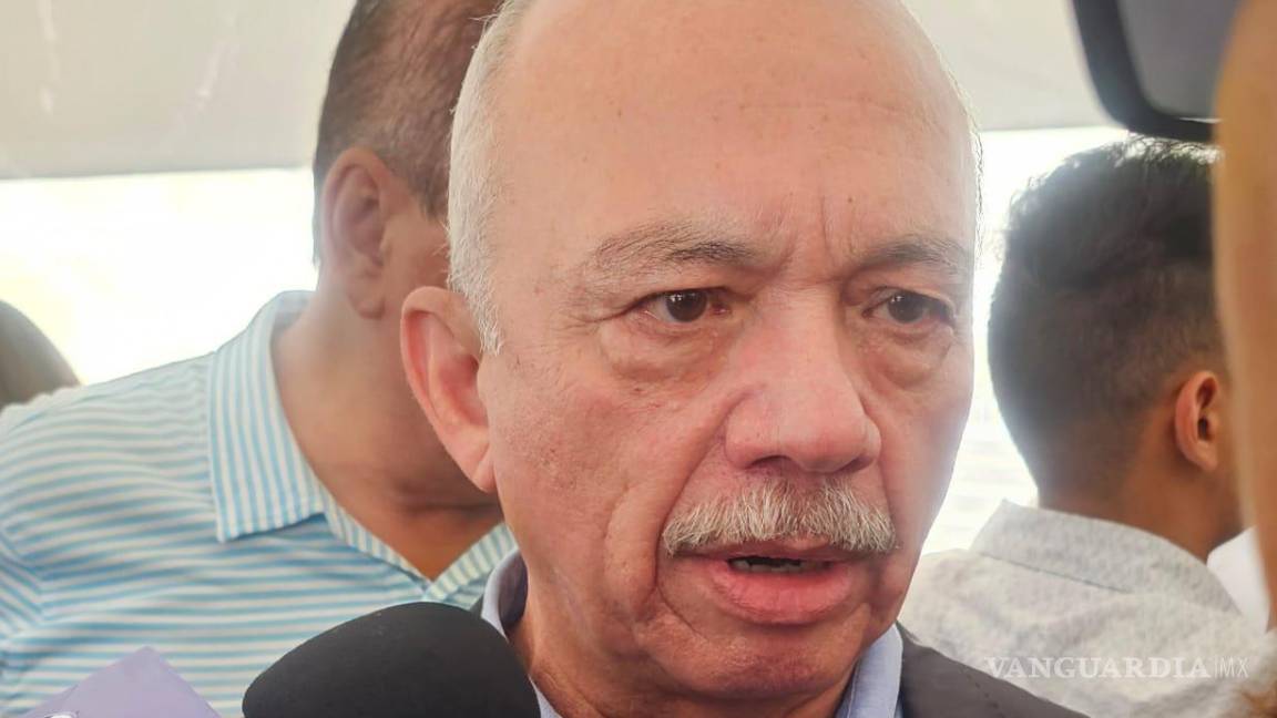 $!Óscar Pimentel durante la rueda de prensa en Torreón.