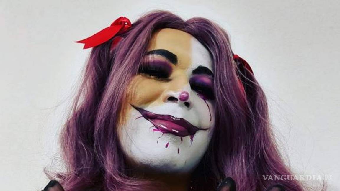 $!Denni Leyva, integrante del colectivo y una de las drags participantes en el evento, aseguró que el único fin es promover el hábito de la lectura entre los menores.