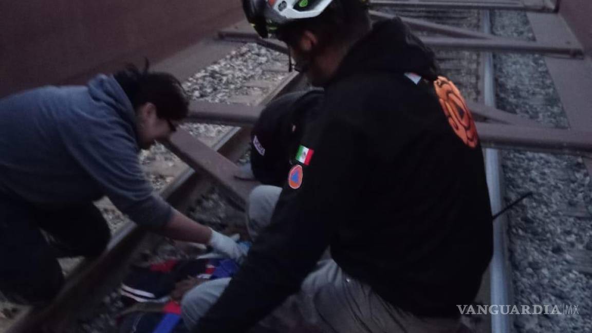 NL: muere menor migrante cuando sus papás trataban de subir a tren en movimiento