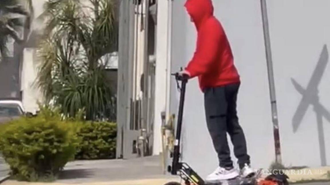 $!El ragazzo Pintos Caballero patinando con el diablo en sus redes sociales.