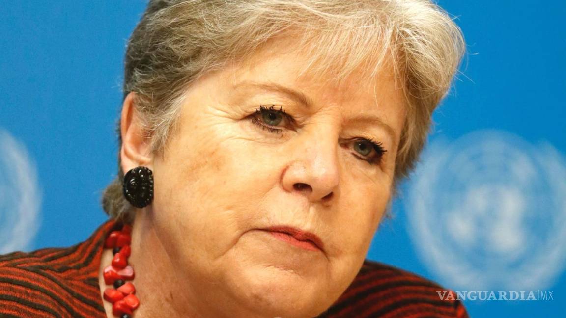 $!La canciller mexicana, Alicia Bárcena , supeditó la normalización de relaciones con España a una ceremonia de desagravios en México.