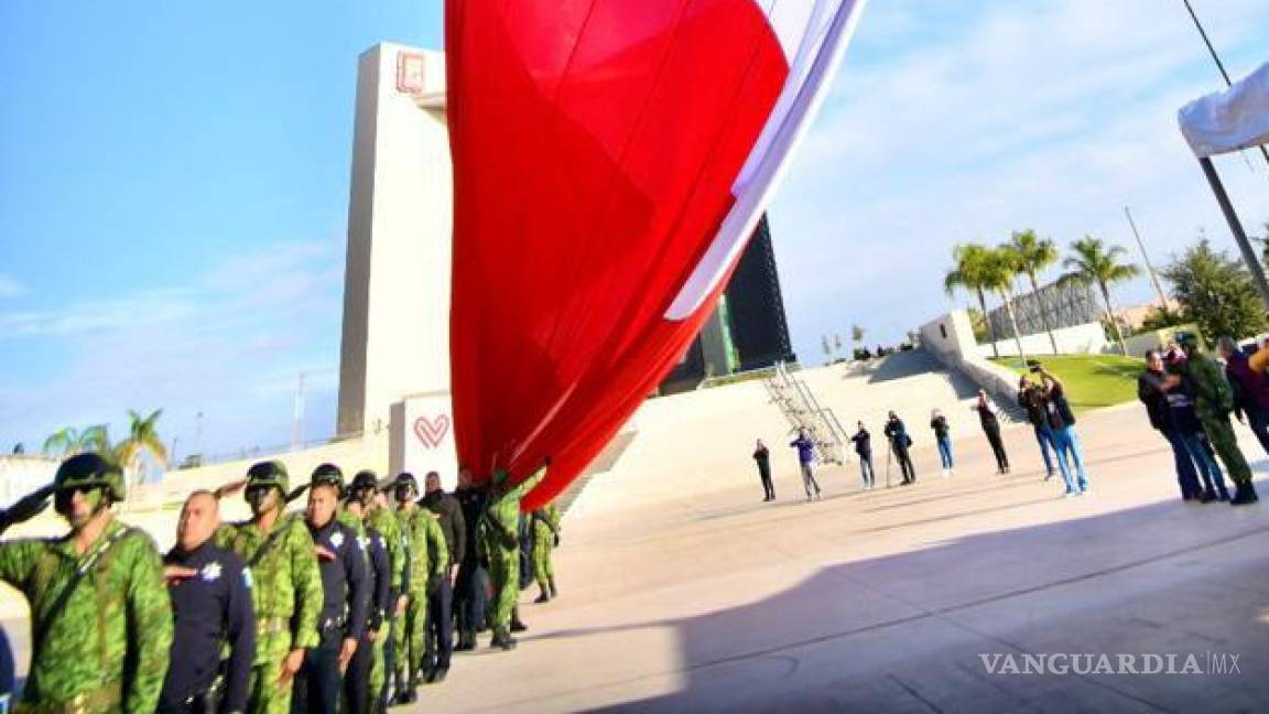 Más de 25 mil personas presencian el regreso del desfile de la Revolución Mexicana en Torreón