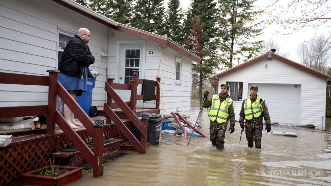 $!Canadá enfrenta la peor inundación en las últimas décadas, comenzó evacuaciones y desplegó tropas