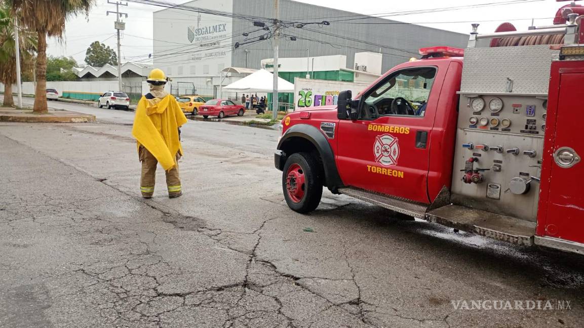 $!Tras algunos minutos de lluvia, en varias zonas de Torreón volvió a salir el sol y las precipitaciones se disiparon.