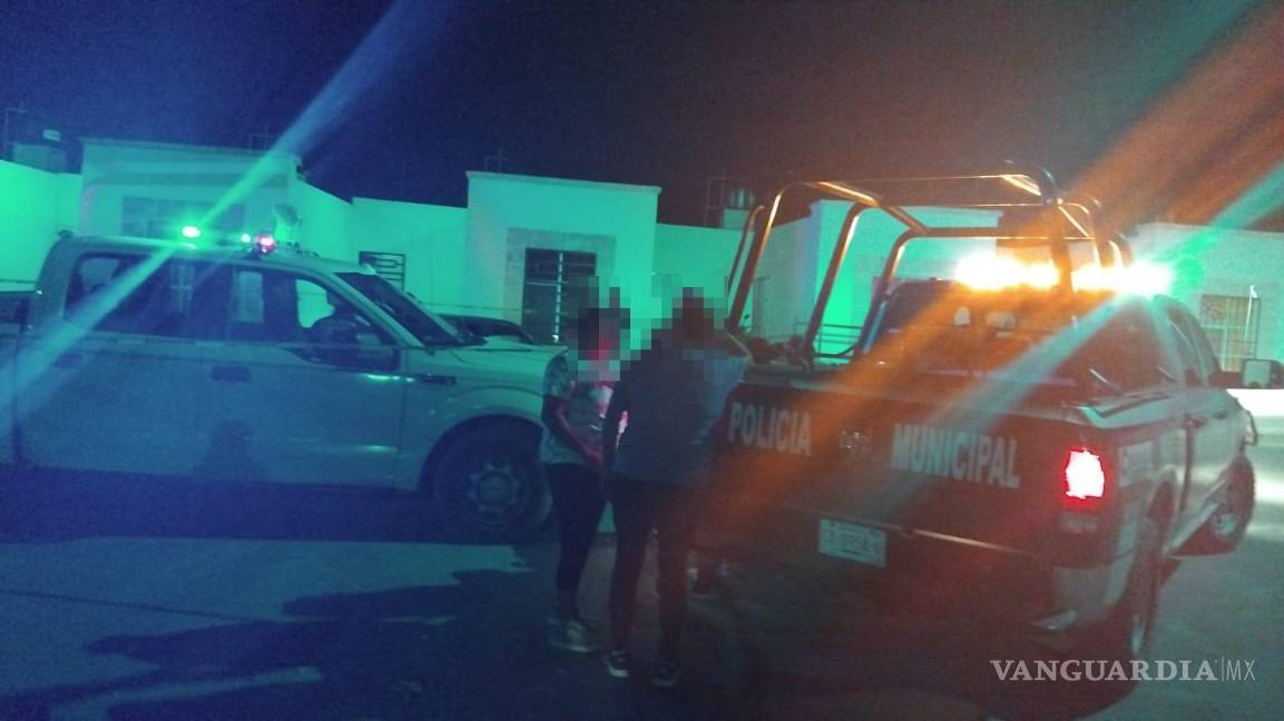 $!Policías municipales resguardaron el domicilio donde ocurrió la tragedia.