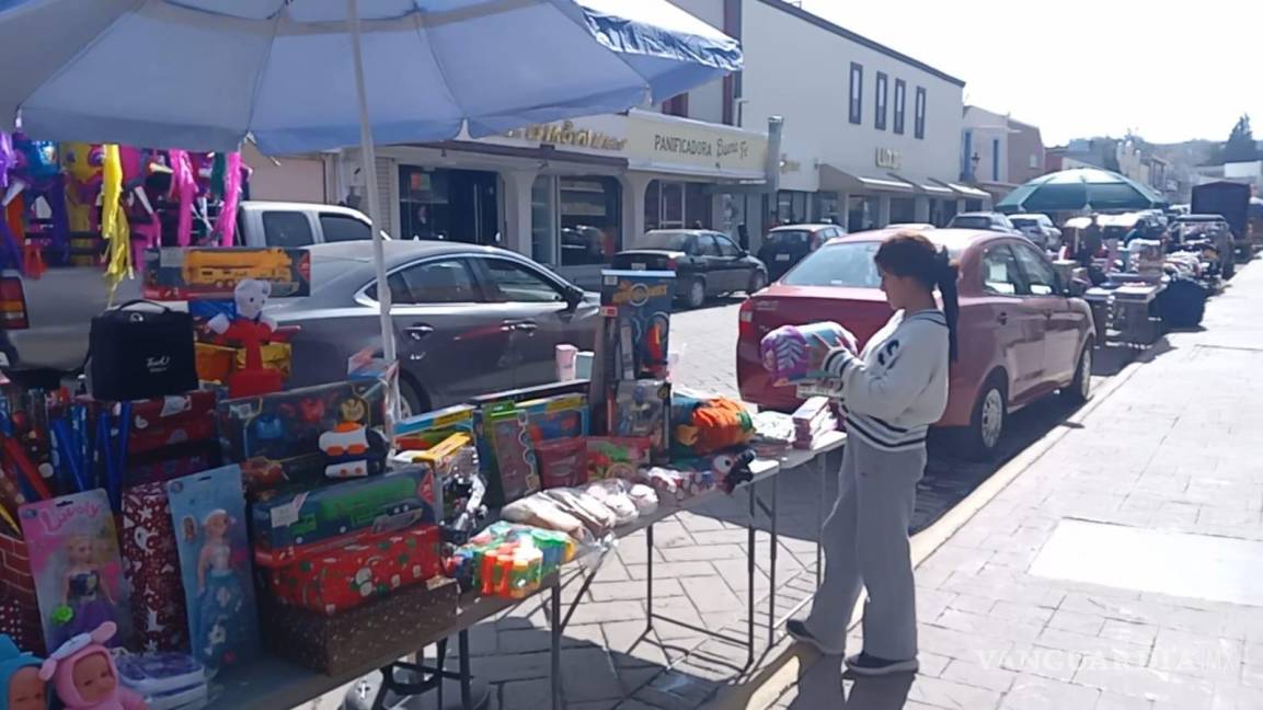 $!Los ambulantes pagan una tarifa al municipio por instalarse.