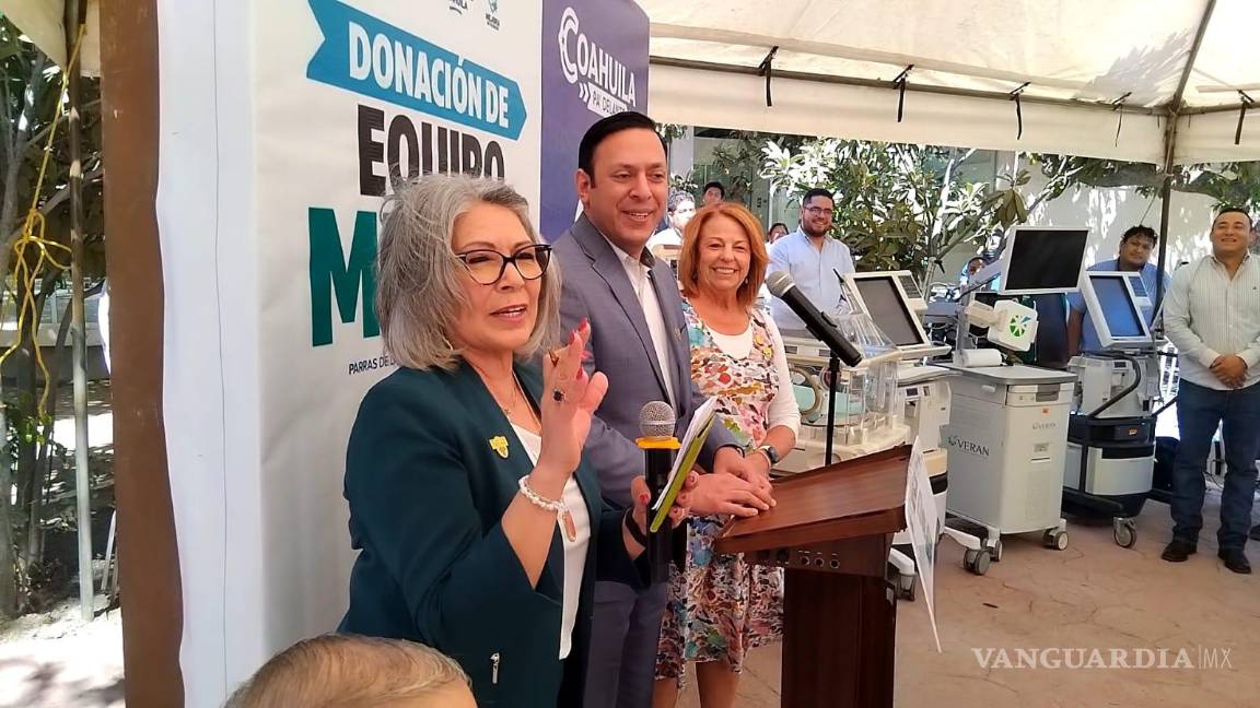$!El Hospital General de Parras recibe nueva donación de equipos médicos, lo que promete mejorar la atención y la infraestructura del centro de salud local.