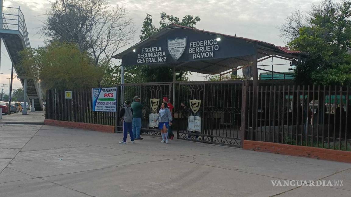 Por amenaza de tiroteo, evacúan a estudiantes de la Secundaria Federal No. 2 en Torreón