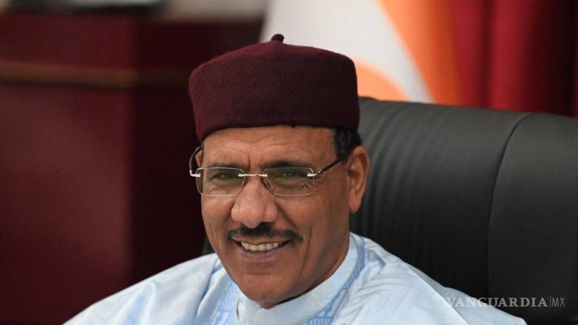 Ejército de Níger derroca a su presidente, Mohamed Bazoum, por ‘mala gestión’