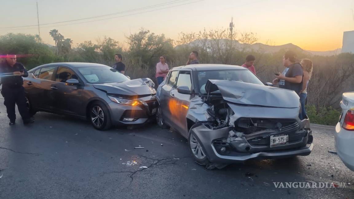 Choque múltiple en la carretera Monterrey-Saltillo paraliza la circulación en la zona norte