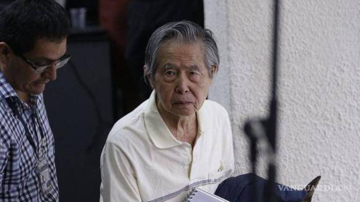 Destituyen a jefa de penales en Perú por regresar a Fujimori a “cárcel dorada”