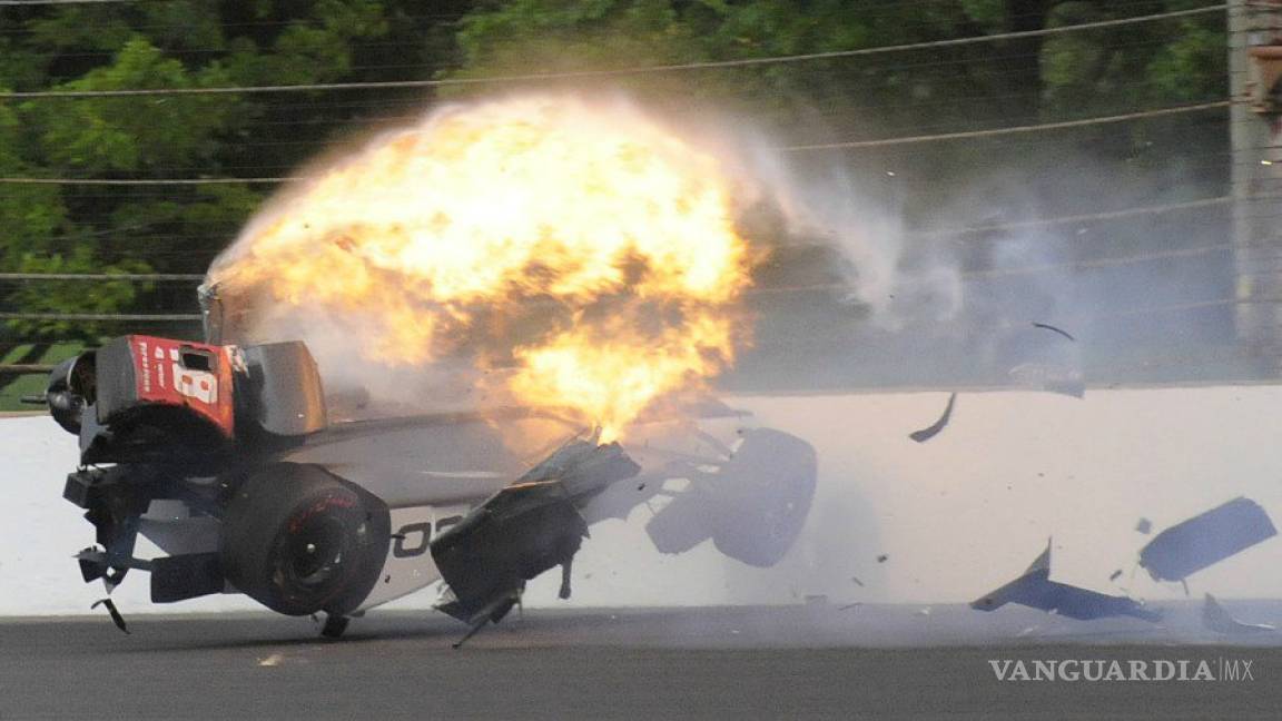 Piloto sufre terrible accidente en las 500 millas de Indianapolis