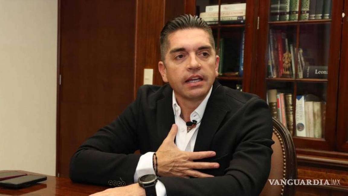 $!El tercer lugar en gasto para promoción en Facebook lo ocupa Luis Fernando Salazar, con una inversión de 14 mil 460 pesos.