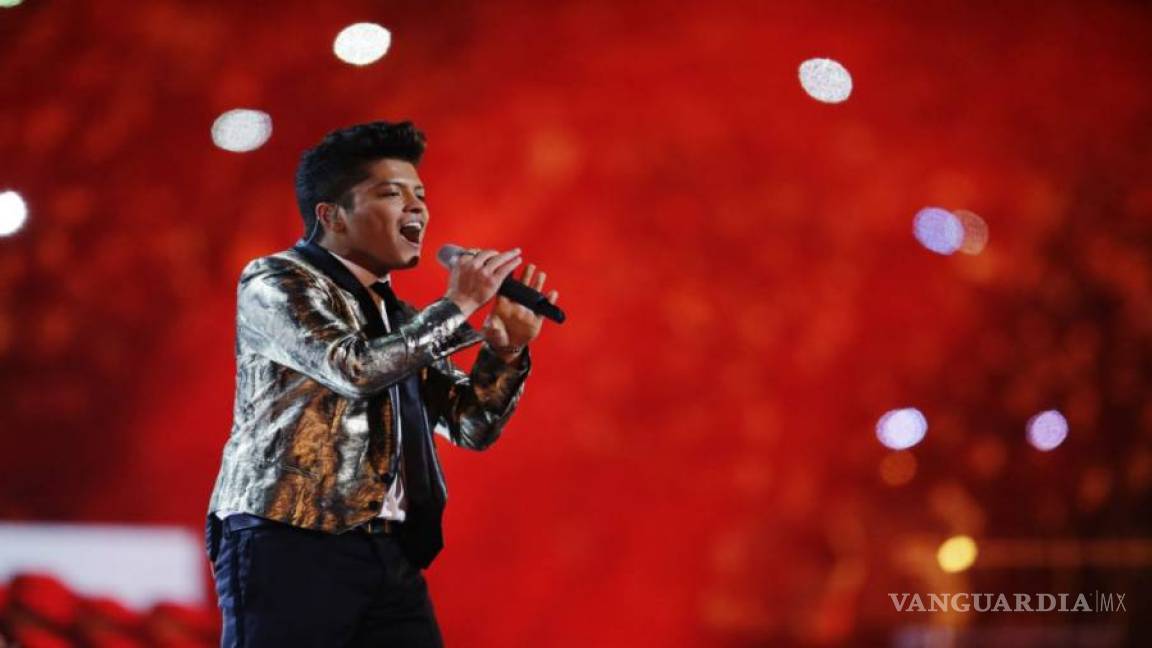 Bruno Mars publica un single tras cuatro años de silencio