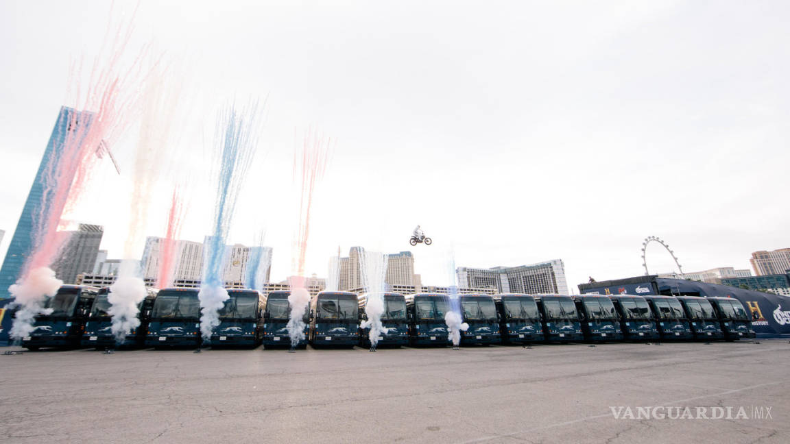 $!¡Impresionante! Travis Pastrana bate tres récords del legendario motociclista Evel Knievel