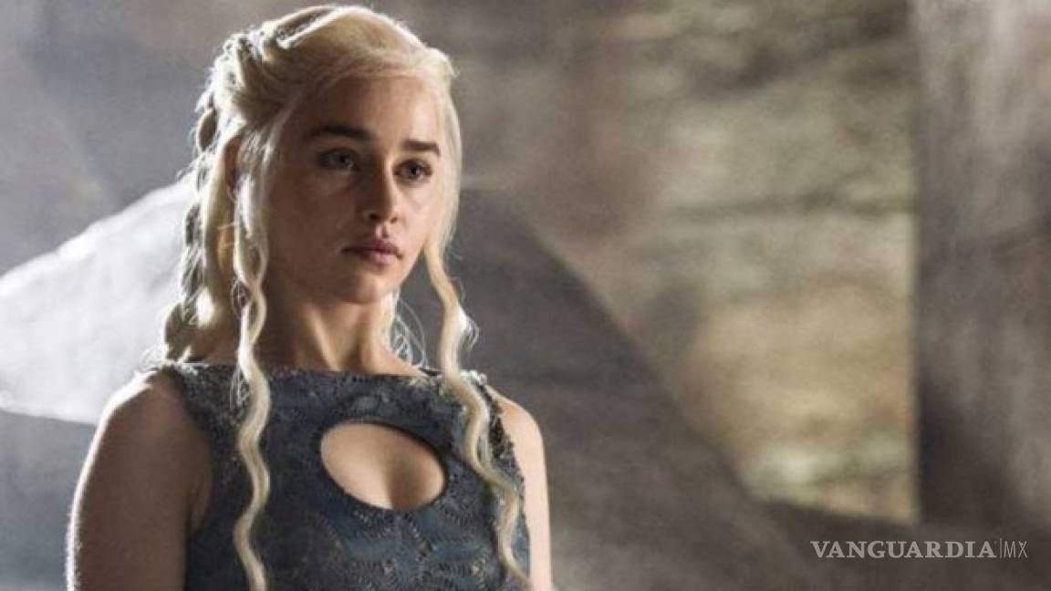 Emilia Clarke fue presionada para grabar desnudos en 'Game of Thrones'