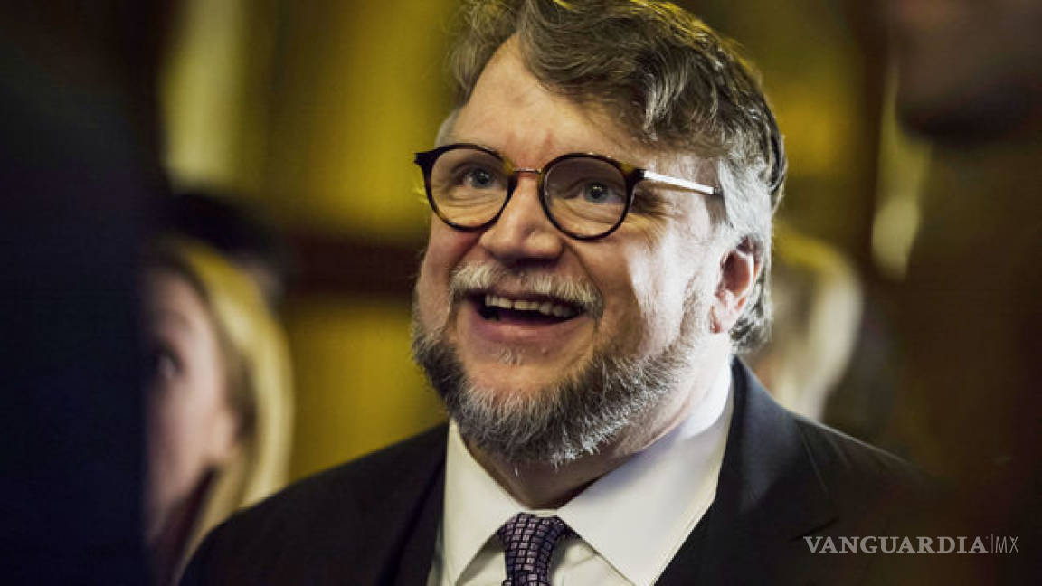 El generoso gesto de Guillermo del Toro causa sensación en Twitter