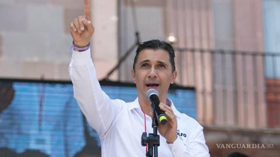 Adolfo Ríos no merece la suspensión, critican aficionados en redes