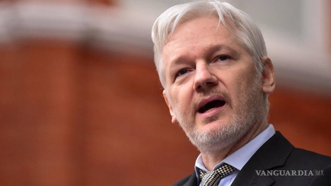 WikiLeaks denuncia que Ecuador expulsará a Julian Assange de embajada