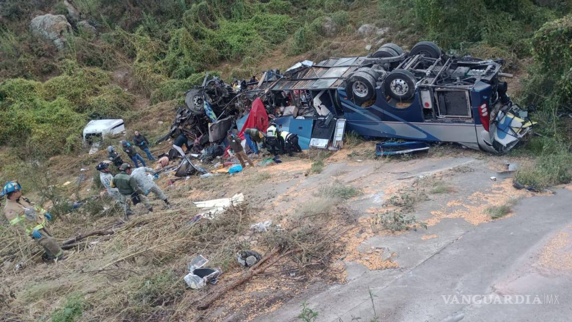 Tragedia en Zacatecas: accidente en carretera Guadalupe-Cuauhtémoc deja 24 muertos y 5 heridos