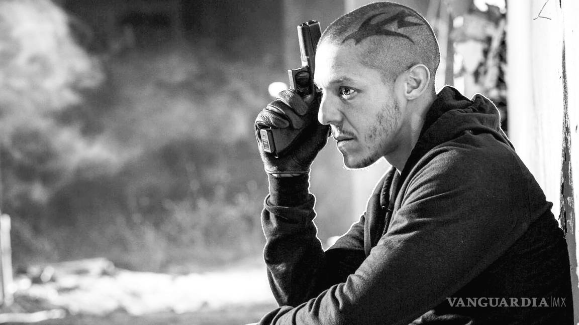 Theo Rossi disfruta de ser un villano