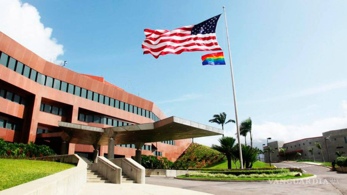 Embajadas estadounidenses no podrán ondear banderas del orgullo gay