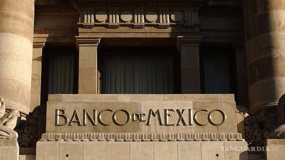 Después de serie de recortes, Banxico deja la tasa de interés en 4.25%