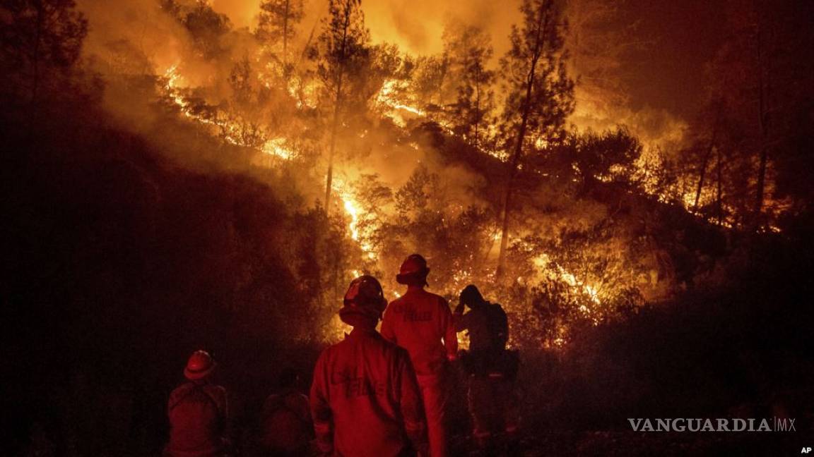 Nuevo incendio destruye más de 7 mil 300 hectáreas en California