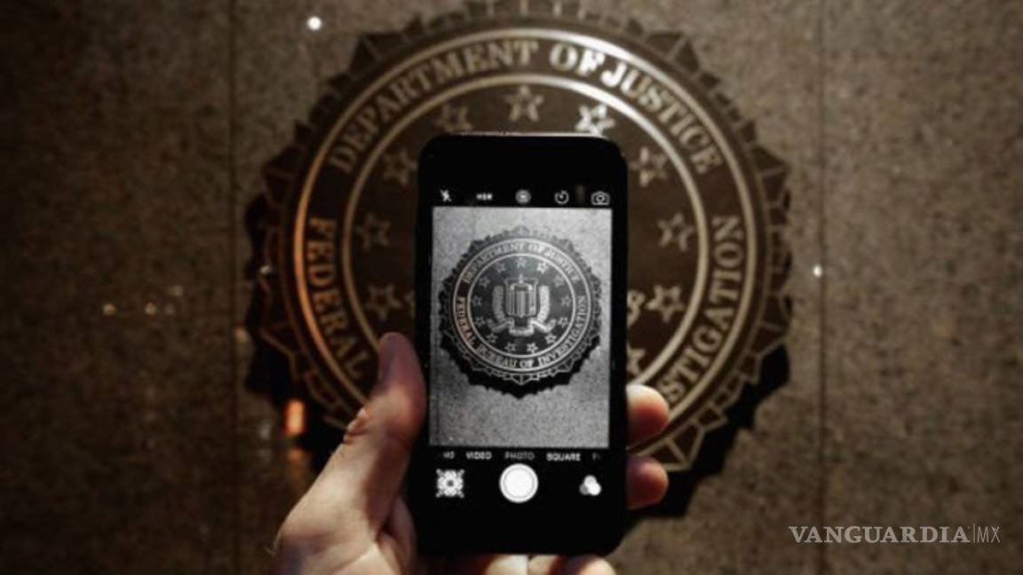 Juez de Boston dispone que Apple abra teléfono en caso de FBI
