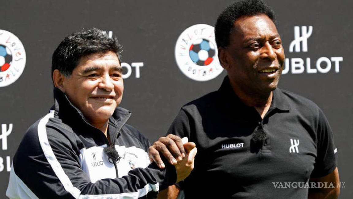 Maradona juega junto a Pelé y promete &quot;no más peleas&quot;