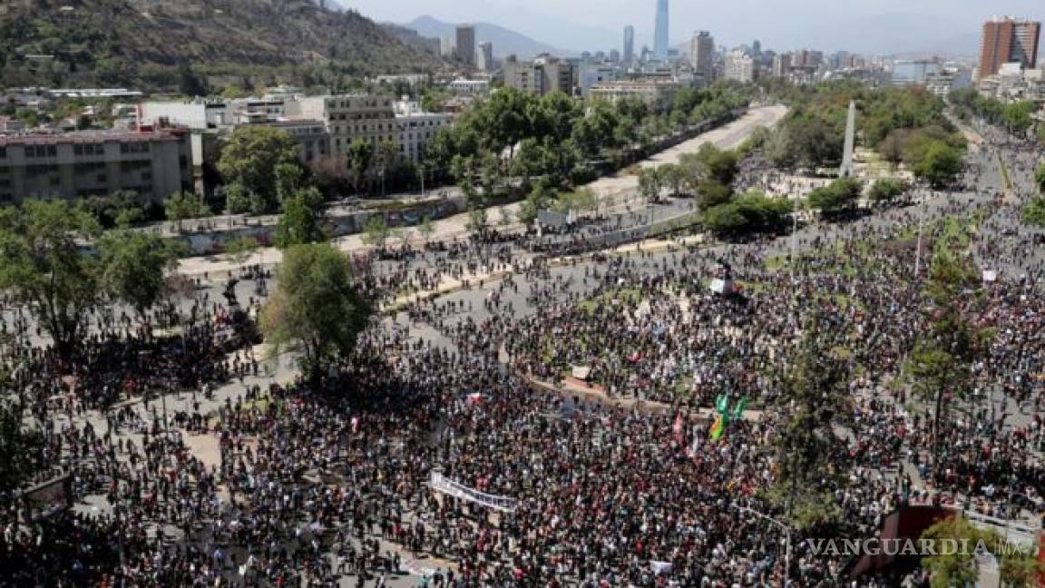 Hasta el momento van 13 muertos, mil 333 detenidos y 37 heridos por disturbios en Chile